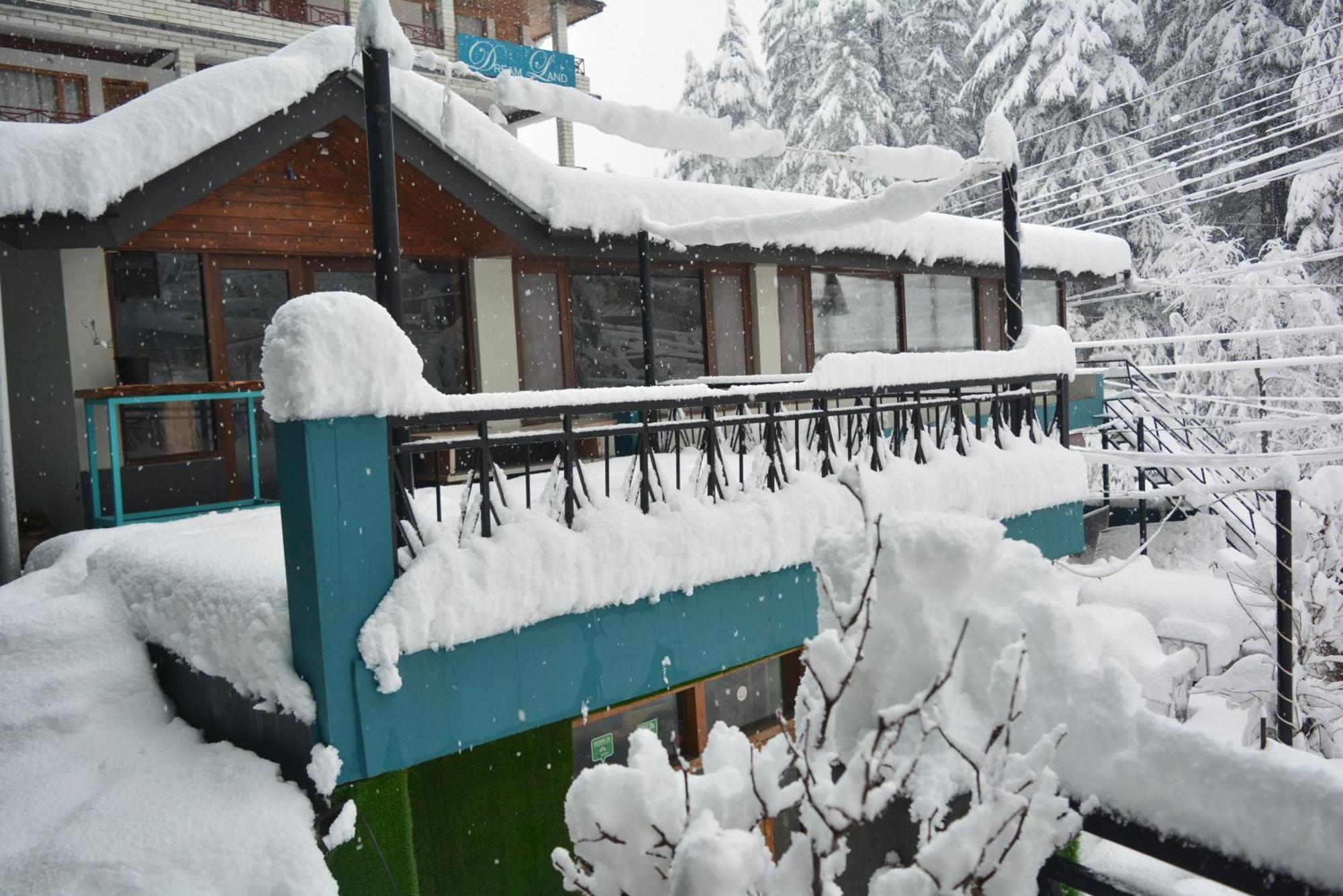 The Neelgiris Hotel Manāli Kültér fotó