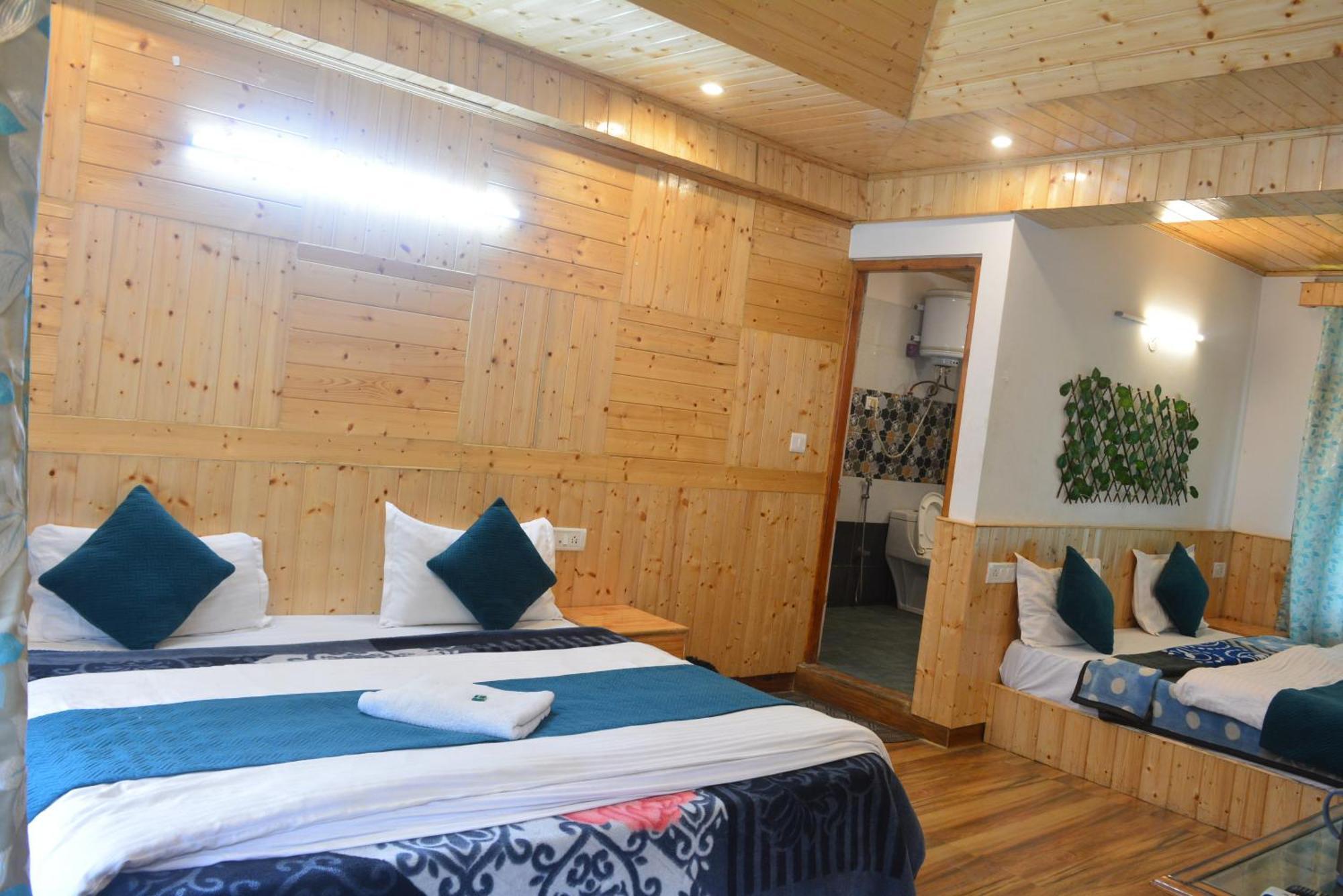 The Neelgiris Hotel Manāli Kültér fotó